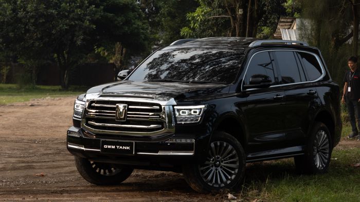 Salah satu fitur off-road GWM Tank 500 adalah Tank Turn.