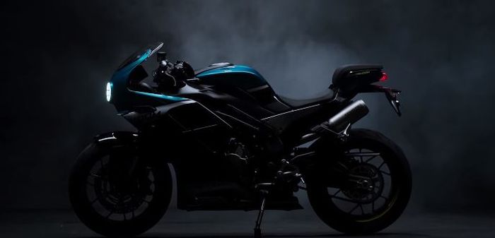 siluet CFMoto 500SR VOOM