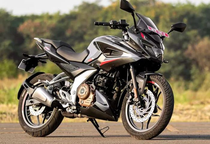 detail tampilan Bajaj Pulsar 250F