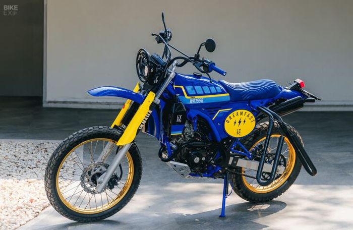 Livery menggunakan Yamaha Tenere Reli Dakar