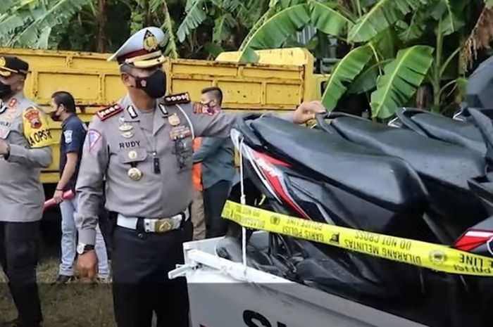 Pati dikenal juga sebagai gudang motor bodong untuk diselundupkan