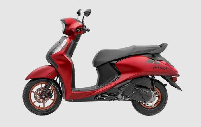 tampak samping Yamaha Fascino S