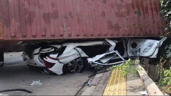 Hyundai Creta Style wana putih milih David yang gepeng tertimpa kontainer di kawasan Penjaringan, Jakarta Utara