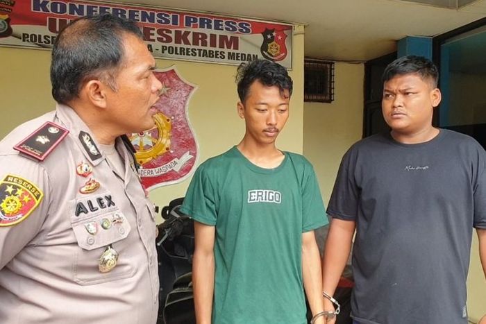 Pelaku maling Honda BeAT naik Mitsubishi Pajero Sport di Medan Helvetia, kota Medan yakni Reanda Akbar (21) dan Andi Lesmana (24)