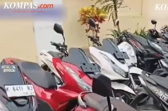 Puluhan motor bodong disita polisi di Sukolilo, Kabupaten Pati, Jawa Tengah.