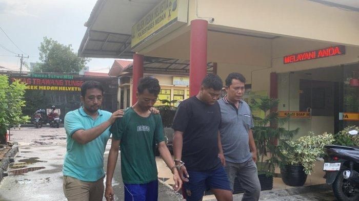 Reanda Akbar (21) dan Andi Lesmana (24), dua dari tiga pelaku maling Honda BeAT naik Pajero Sport di Medan Helvetia, kota Medan