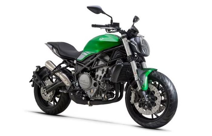 tampilannya tidak jauh berebeda dari Benelli 752S