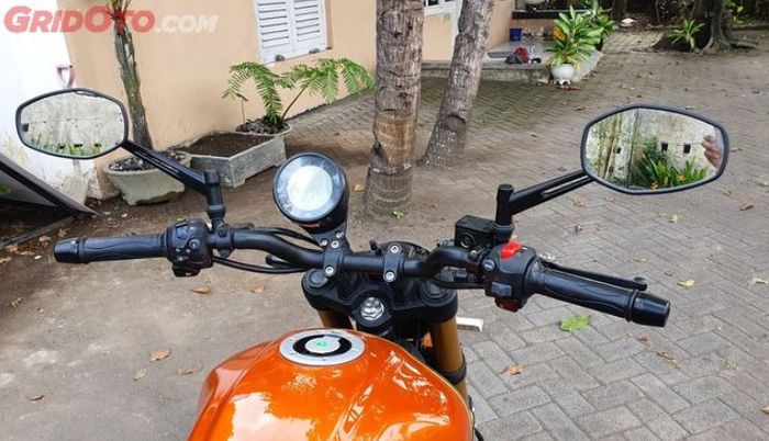 tampilan kokpit TVS Ronin