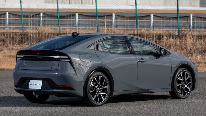 Toyota Prius generasi terbaru.