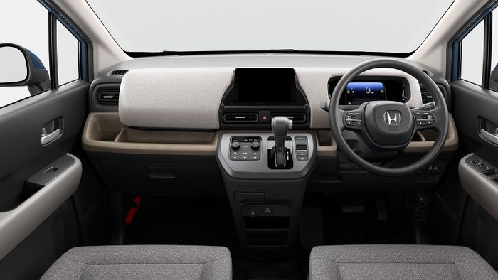 Interior Honda Freed e:HEV AIR.