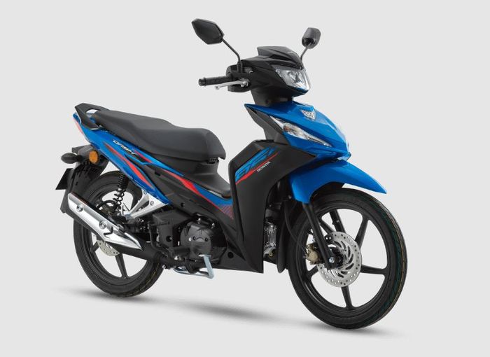lekukan bodinya yang meruncing memberikan kesan sporty