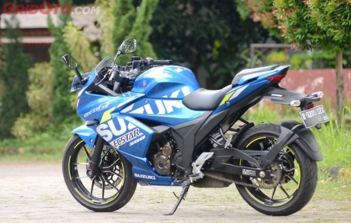 Suzuki Gixxer SF 250 menawarkan posisi riding nyaman