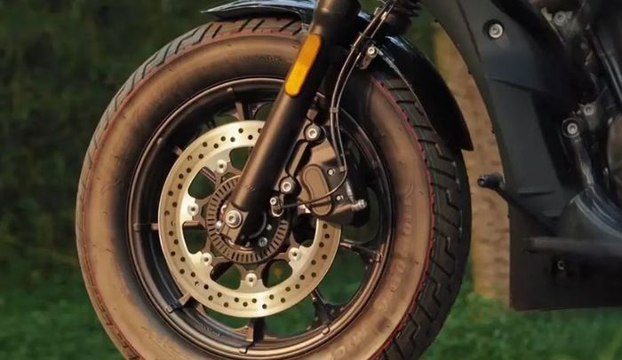 sistem rem dilengkapi ABS