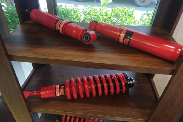 Pedders menawarkan pilihan kaki-kaki mobil untuk semua segmen. Mulai dari heavy duty, middle hingga low