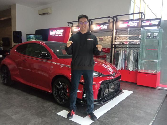 Septenarius selaku Kepala Cabang Astrido Toyota Kelapa Gading VSP 