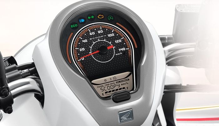 panel instrumennya masih sama seperti Honda Scoopy Indonesia