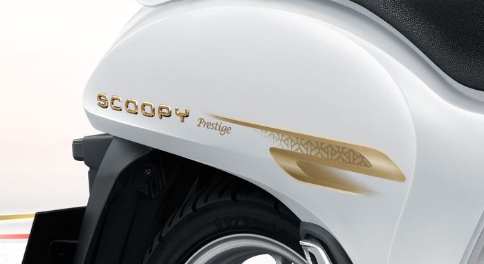 terdapat striping warna emas yang memberikan kesan mewah