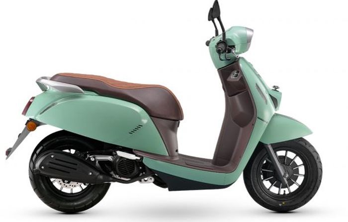 detail tampilan QJMotor LTM 125