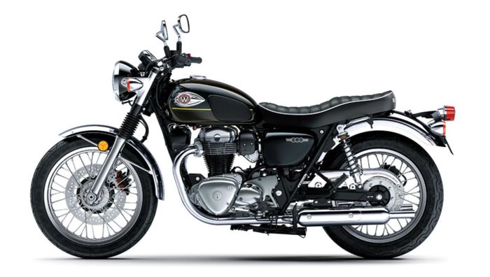 hadir dalam kelir Metallic Diablo Black yang punya kesain premium