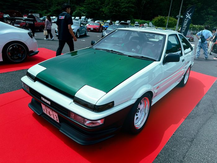 Toyota Sprinter Trueno AE86 
