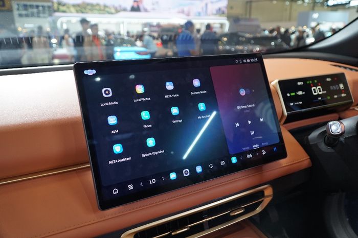 Desain futuristik NETA X