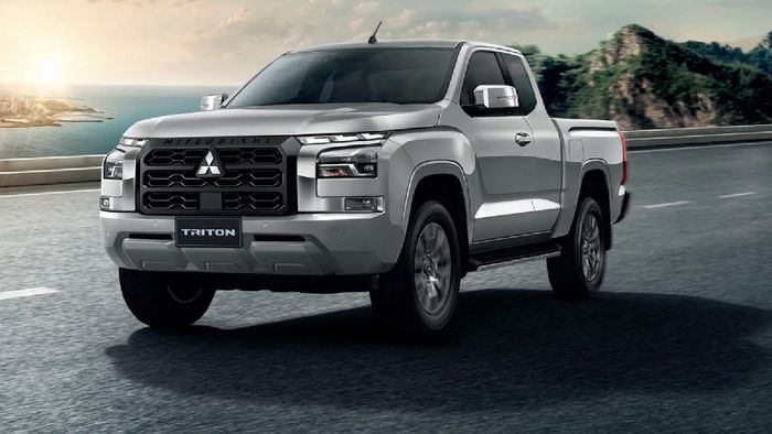 Mitsubishi Triton Mega Cab ada di Thailand.