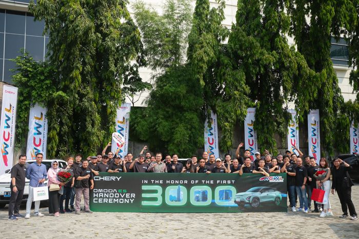 Penyerahan 3.000 unit OMODA E5 ke konsumen