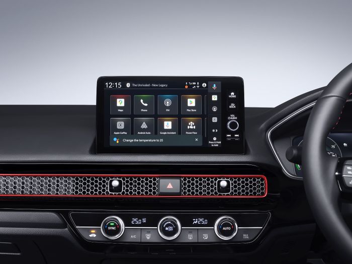 Interior Honda Civic facelift dapat head unit Google Built-in.