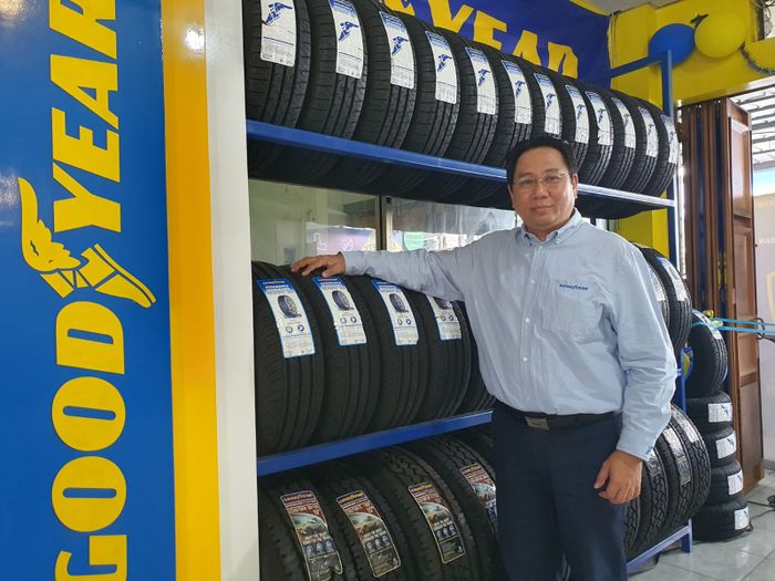 Rumijo Huka. Gerai ini disediakan agar konsumen lebih mudah mendapatkan ban Goodyear