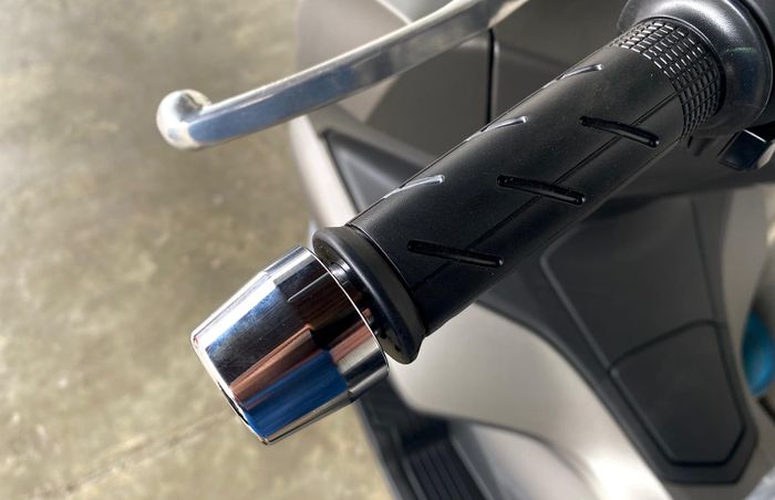 Jalu pada ujung setang