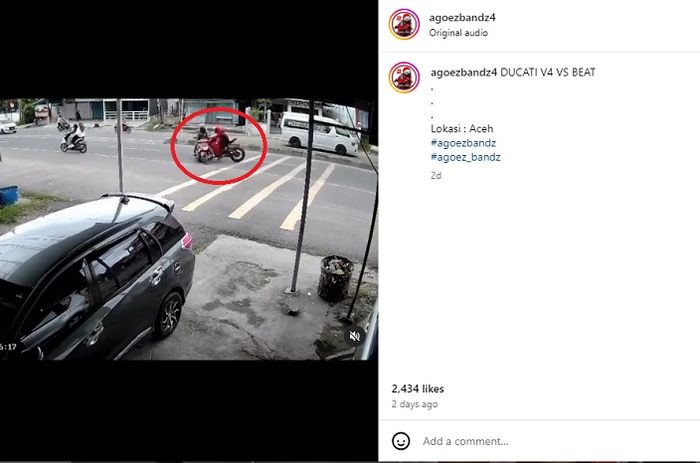 Video detik-detik Ducati Panigale V4S tabrak Honda BeAT