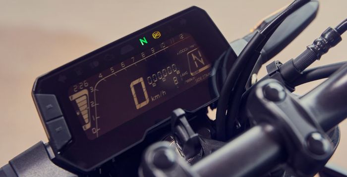 panel instrumen Honda CB250R