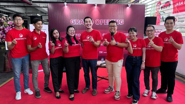 Peresmian Claim Center Otospector di Mangga 2 Square, Jakarta Utara.