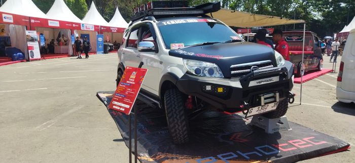 Daihatsu Terios TX Adventure 2013 di Daihatsu Kumpul Sahabat Solo