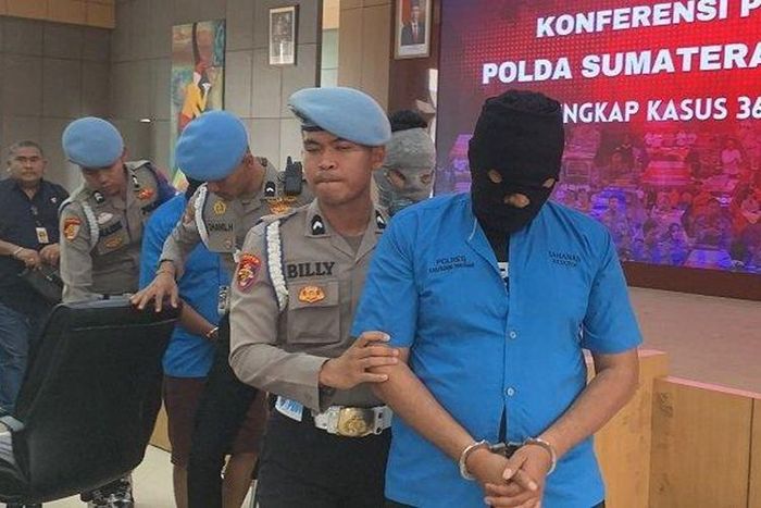 Pelaku perampokan uang pengisian ATM senilai Rp 2,5 miliar telah dibekuk Polres Padang Pariaman