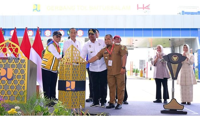Peresmian empat ruas tol Sigli-Banda Aceh oleh Presiden Joko Widodo