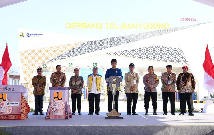 Peresmian tol Solo-Jogja ruas Kartasura-Klaten di gerbang tol Banyudono, Boyolali, Jawa Tengah