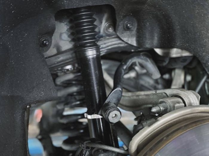 ILUSTRASI. Suspensi Mercedes-Benz E Class W213