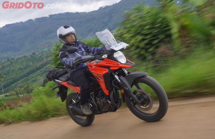 desain dan kelengkapannya cocok dipakai touring