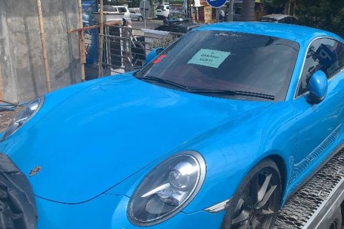Porsche 911 Carrera 4S Doni Salmanan disita negara