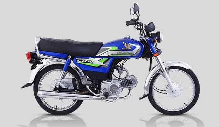 detail tampilan Honda CD70 model 2025