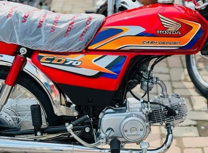 mesinnya model tidur dan masih pakai karburator