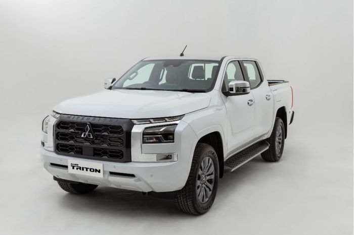 Tampilan baru Mitsubishi All-New Triton varian Ultimate 