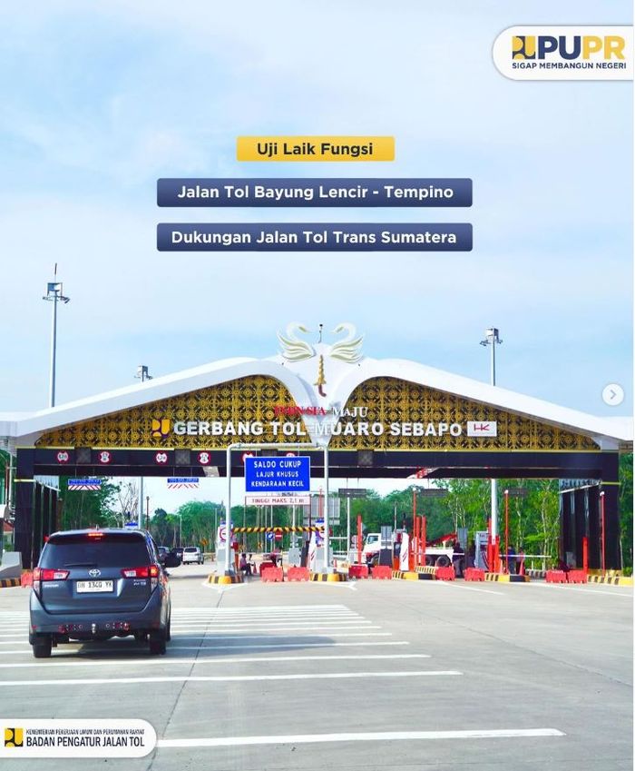 Gerbang tol Muaro Sebapo bagian dari tol Bayung Lencir-Tempino