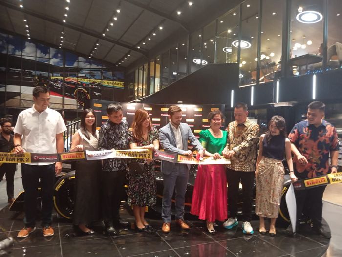 Prosesi peresmian Holy Ban PIK 2