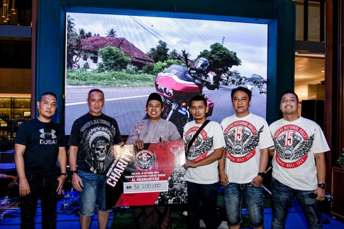 Komitmen pada pilar charity oleh club Hogers Indonesia