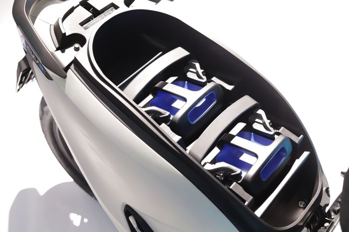 Baterai Honda CUV e: terletak di dalam bagasi, pakai 2 buah