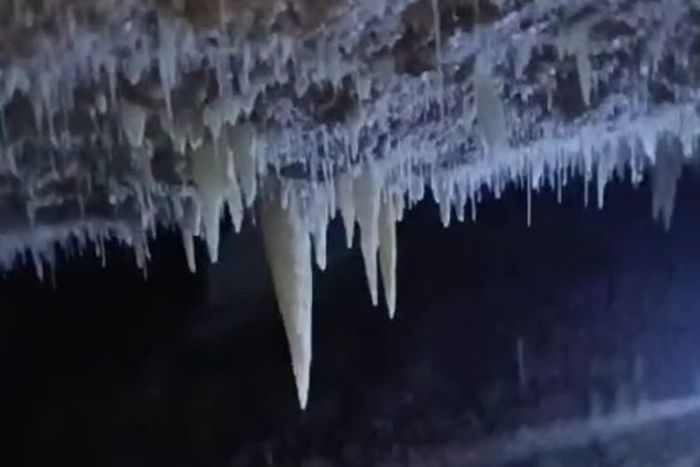 Pemandangan di dalam goa dari dokumentasi warga