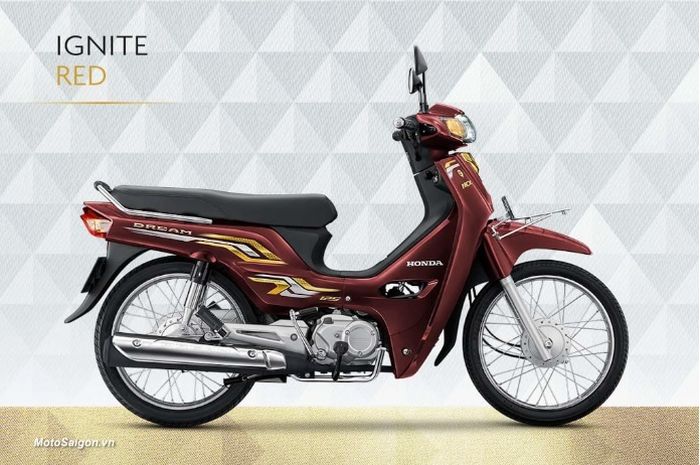 Honda NCX Dream 125 warna merah