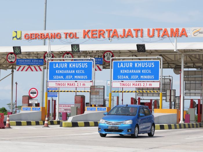 Tol Cipali turut mendorong perkembangan ekonomi di wilayah sekitarnya, seperti Purwakarta, Subang, Indramayu, Majalengka, dan Cirebon
